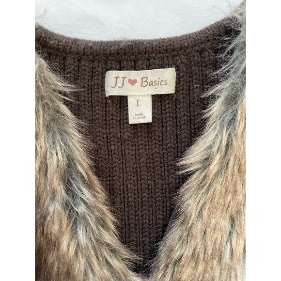 Sweater Vest,‎ Faux Fur and Ribbed Back Sweater Vest, Ladies Large - Picture 4 of 5